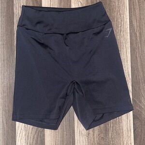 Women’s medium Black gymshark bikershorts scrunch butt gym activewear shorts